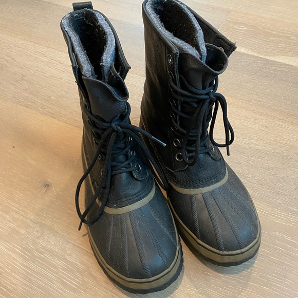 Sorel snow boots 9 - Picture 2 of 6